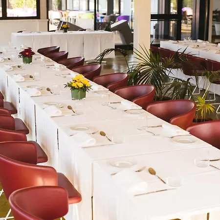 Unaway Hotel