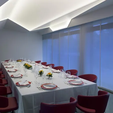 Unaway Hotel 4*